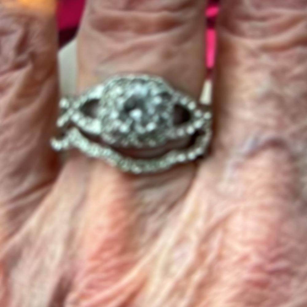 Ladies ss/rhodium round ring, has band that nestles next to it - Picture 4 of 6